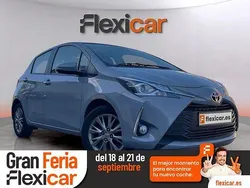 Gris Usado 2018 Toyota Yaris Active Berlina | 11.790 € (Precio justo)