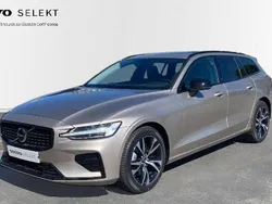 Gris Nuevo 2024 Volvo V60 Plus Familiar | 44.900 € (Precio justo)