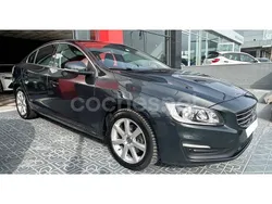 Azul Usado 2018 Volvo S60 Kinetic Berlina | 15.900 € (Precio justo)