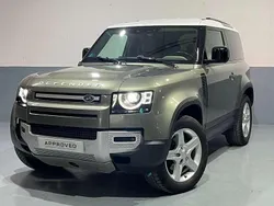 Verde Usado 2022 Land Rover Defender SE SUV | 53.900 €