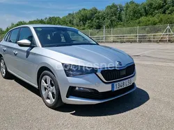Gris / plata Usado 2021 Skoda Scala Ambition Utilitario | 13.500 € (Precio justo)