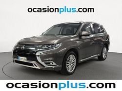 Gris oscuro Usado 2021 Mitsubishi Outlander P-HEV SUV | 22.819 € (Precio justo)