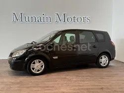 Negro Usado 2006 Renault Grand Scénic II Dynamique Monovolumen | 3990 € (Precio justo)