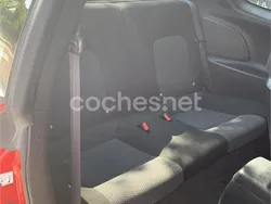Rojo Usado 2002 Hyundai Coupé Coupe | 5500 € (Caro)