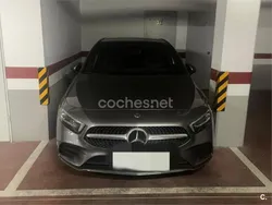 Gris / plata Usado 2021 Mercedes A180 Berlina | 28.000 € (Precio justo)