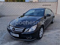 Negro Usado 2010 Mercedes E250 Elegance Coupe | 11.950 € (Un poco caro)