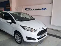 Blanco Usado 2014 Ford Fiesta Trend Utilitario | 7900 € (Precio justo)