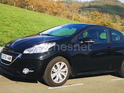 Negro Usado 2012 Peugeot 208 Active Utilitario | 6990 € (Precio justo)