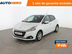 Amarillo Usado 2015 Peugeot 208 Active Utilitario | 7599 € (Precio justo)