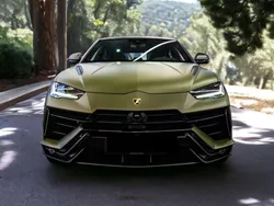 Verde Usado 2022 Lamborghini Urus SUV | 385.000 €