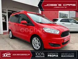 Rojo Usado 2018 Ford Tourneo Courier Titanium Monovolumen | 12.900 € (Precio justo)