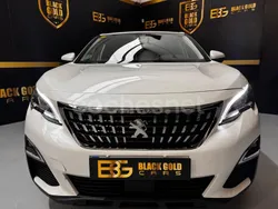 Blanco Usado 2020 Peugeot 5008 Active Monovolumen | 17.990 € (Buen precio)