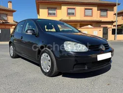Negro Usado 2004 VW Golf IV Trendline Berlina | 4199 € (Precio justo)