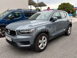 Gris / plata Usado 2021 Volvo XC40 Momentum SUV | 26.950 € (Precio justo)