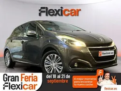 Gris Usado 2017 Peugeot 208 Allure Utilitario | 8790 € (Precio justo)