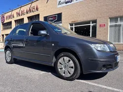 Rojo Usado 2007 Skoda Fabia Utilitario | 6900 € (Caro)