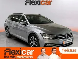 Gris Usado 2020 VW Passat Executive Familiar | 19.470 € (Precio justo)