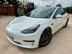 Blanco Usado 2023 Tesla Model 3 Standard Range Berlina | 25.000 € (Precio justo)