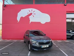 Gris Usado 2023 Skoda Kamiq Ambition SUV | 20.450 € (Un poco caro)