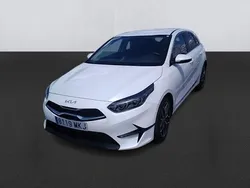 Usado 2023 Kia Ceed | 22.300 € (Precio justo)