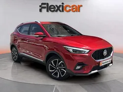 Rojo Usado 2024 MG ZS Comfort Berlina | 17.290 € (Precio justo)