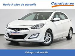 Blanco Usado 2014 Hyundai i30 Base Berlina | 9490 € (Un poco caro)
