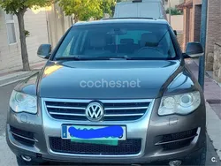 Gris / plata Usado 2008 VW Touareg SUV | 12.000 € (Un poco caro)
