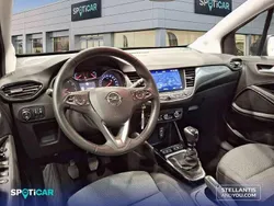 Rojo Usado 2024 Opel Crossland Elegance SUV | 15.885 € (Precio justo)