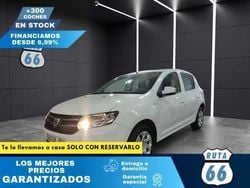 Blanco Usado 2015 Dacia Sandero Lauréate Utilitario | 7490 € (Buen precio)