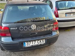 Gris / plata Usado 2003 VW Golf IV Conceptline Berlina | 5000 € (Caro)