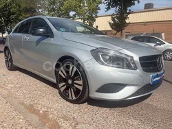 Gris / plata Usado 2015 Mercedes A200 Urban Berlina | 9500 €