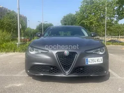 Gris / plata Usado 2018 Alfa Romeo Giulia Super Berlina | 28.000 € (Precio justo)