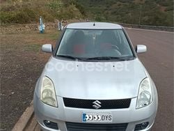 Gris / plata Usado 2006 Suzuki Swift GL Berlina | 3500 € (Precio justo)
