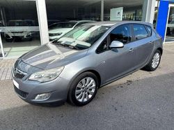 Gris Usado 2010 Opel Astra Enjoy Utilitario | 3500 € (Buen precio)