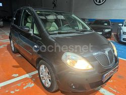 Negro Usado 2005 Lancia Musa Monovolumen | 3500 €