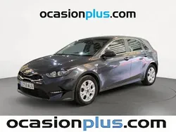 Gris Usado 2023 Kia Ceed Monovolumen | 16.355 € (Super precio)