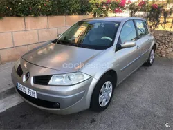 Beige Usado 2006 Renault Mégane II Dynamique Berlina | 3800 € (Precio justo)
