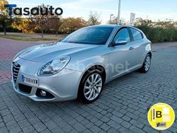 Beige Usado 2014 Alfa Romeo Giulietta Distinctive Berlina | 6490 € (Super precio)