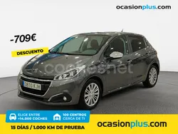 Gris / plata Usado 2018 Peugeot 208 Style Utilitario | 7800 € (Buen precio)