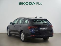 Negro Usado 2022 Skoda Octavia Ambition Familiar | 18.900 € (Precio justo)
