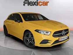 Amarillo Usado 2021 Mercedes A180 Utilitario | 24.990 € (Precio justo)