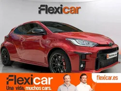Rojo Usado 2023 Toyota Yaris Utilitario | 41.490 € (Caro)