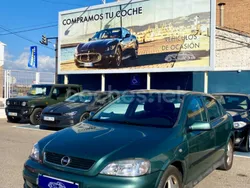 Verde Usado 2002 Opel Astra Elegance Berlina | 3990 € (Caro)