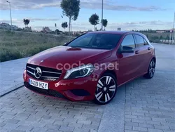 Rojo Usado 2014 Mercedes A200 Urban Berlina | 13.990 € (Precio justo)