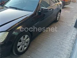 Granate Usado 2010 Mercedes C200 Elegance Berlina | 7800 € (Precio justo)