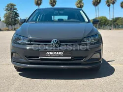 Gris / plata Usado 2021 VW Polo Advance Berlina | 14.900 € (Buen precio)