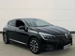 Negro Usado 2023 Renault Clio V Techno Berlina | 15.900 € (Precio justo)
