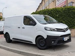 Blanco Usado 2021 Toyota Proace Van | 19.450 € (Un poco caro)