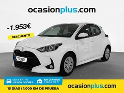 Blanco Usado 2023 Toyota Yaris Active Berlina | 15.990 € (Precio justo)
