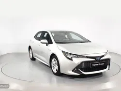 Plateado Usado 2022 Toyota Corolla Active Berlina | 21.900 € (Precio justo)